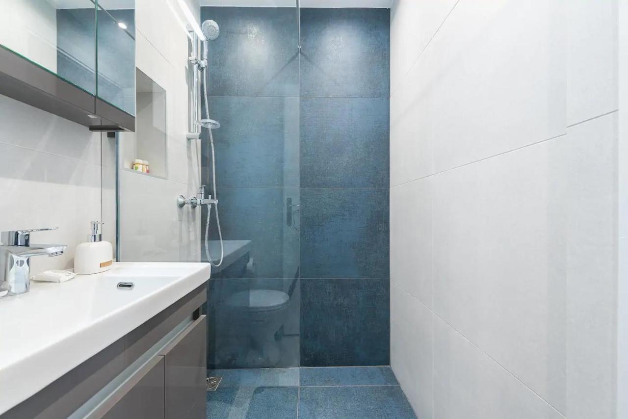 Glyfada Glass-Walled Designed Apt Athene Buitenkant foto